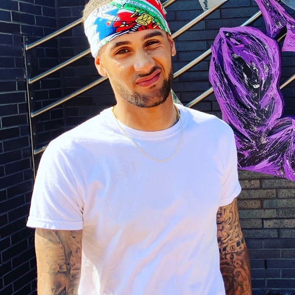 Meet your Posher, Duncan - Picture 1 of 1